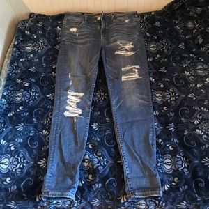 American Eagle Distressed Jeans Size 10